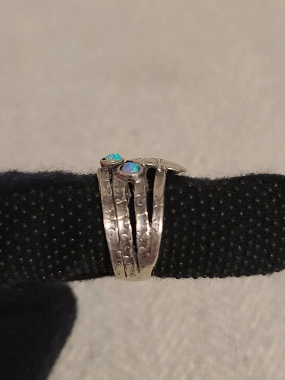 Vintage/Antique Blue Opal Leaf stacked band ring size 9*